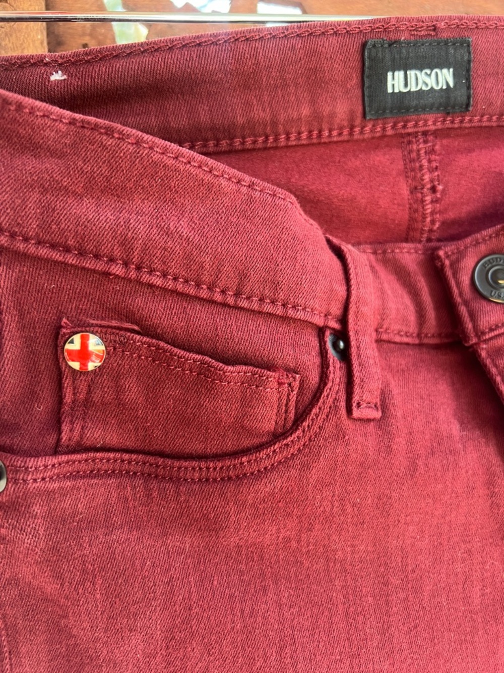 Hudson NATALIE Super Skinny Jeans Merlot color